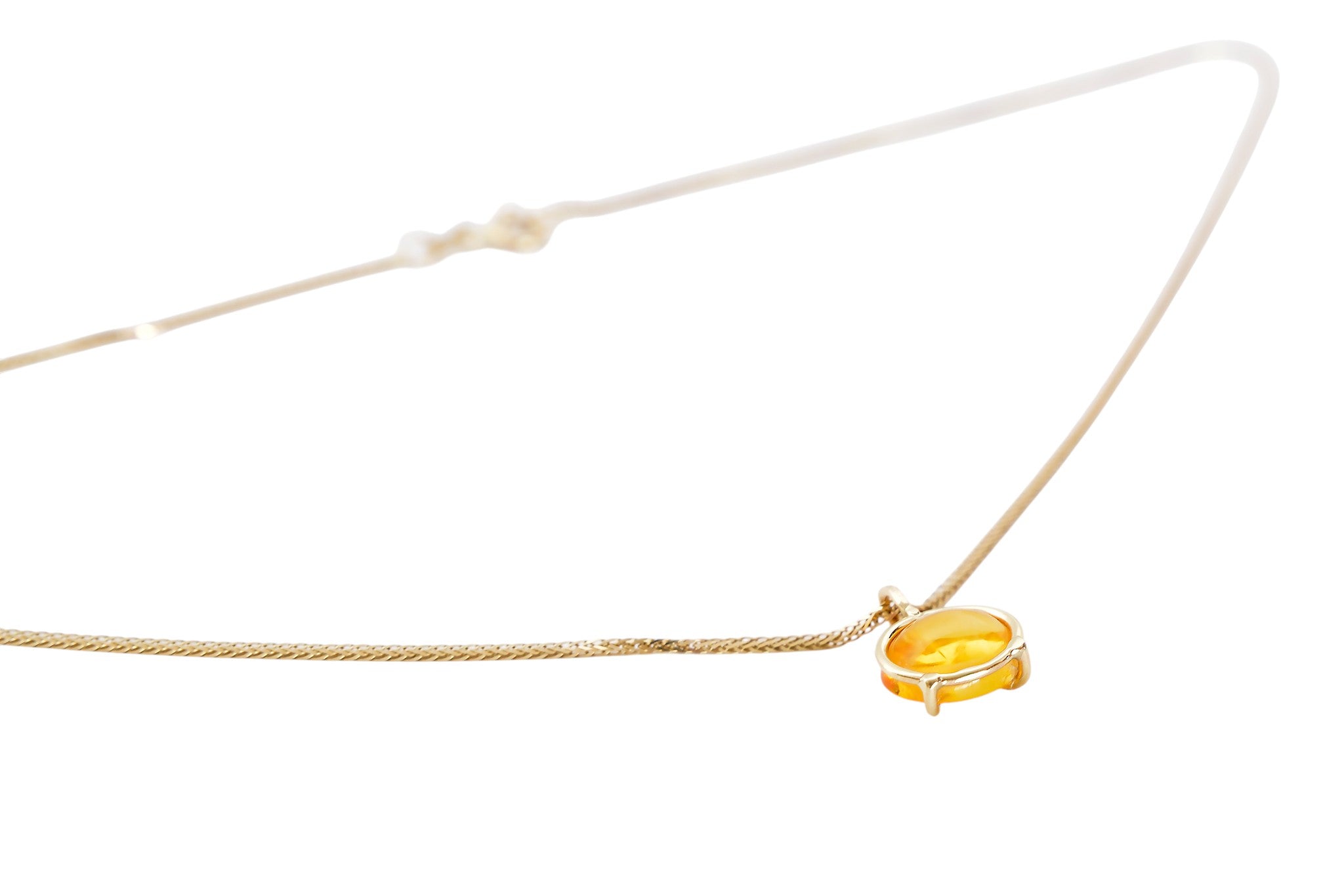 תליון זהב דנה, עם אבן אופל אתיופי